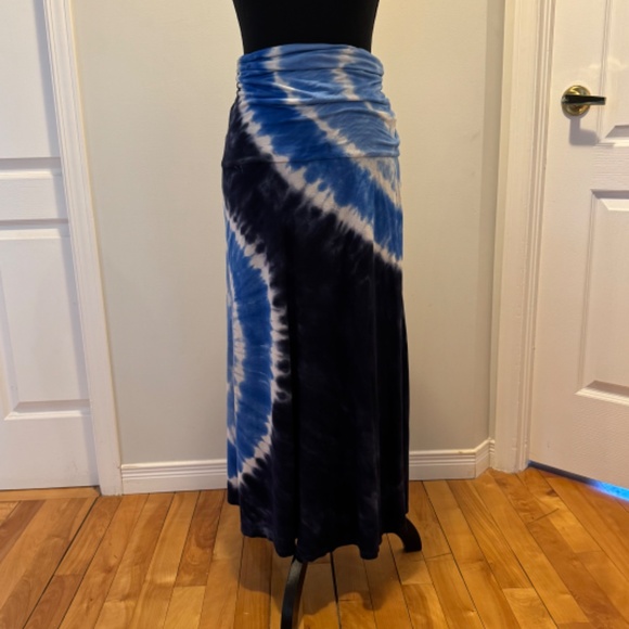 Two in one . Tie  Die  sleeveless summer/beach dress/skirt   Med - Picture 4 of 6